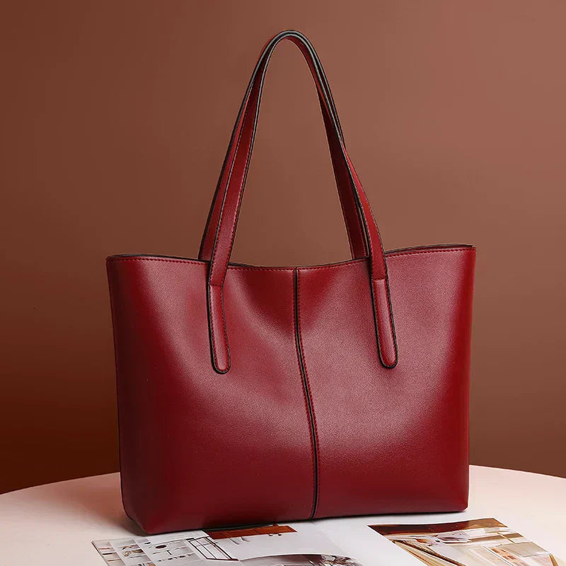 Elisa – Elegancka Wegańska Skórzana Torebka na Ramię – Stylowa i Funkcjonalna
